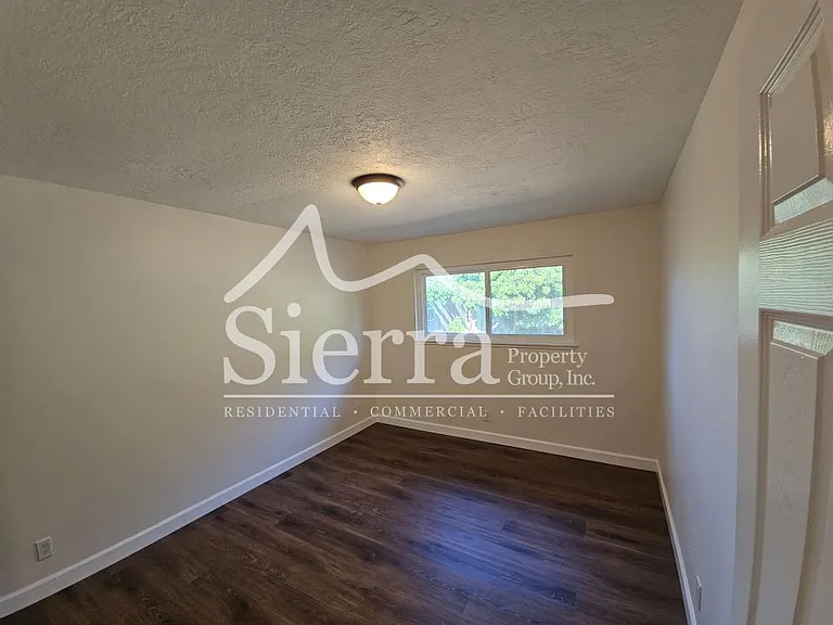88 Manchester Pl — Photo 8