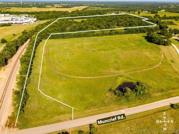 11762 Muncrief Rd, Kingston, OK 73439