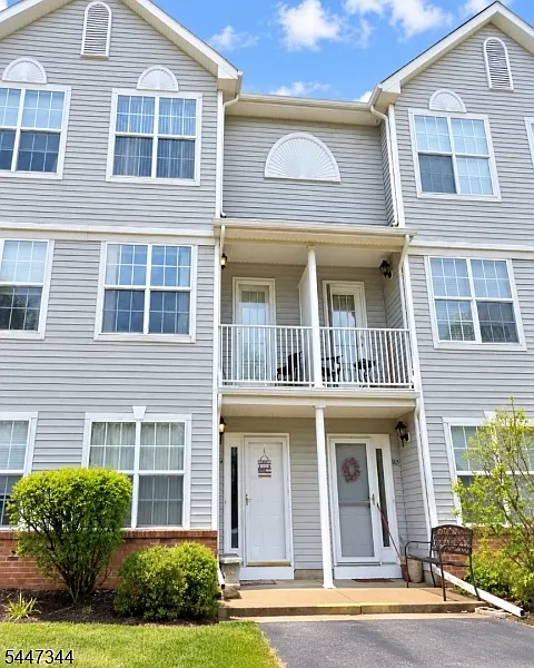304 Mercer Ct #304