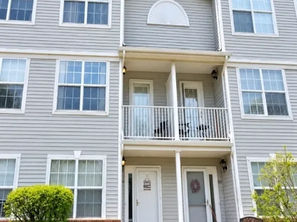 304 Mercer Ct #304, Hackettstown, NJ 07840