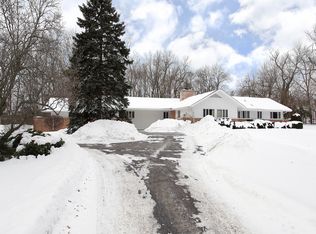 1950 Sunset Ridge Rd, Northfield, IL 60093