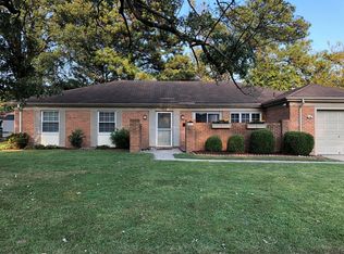 1008 Amherst Ln, Virginia Beach, VA 23464