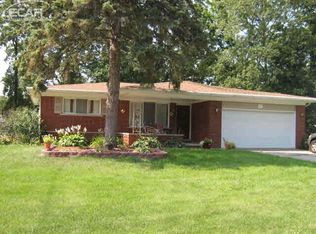 1301 Pickwick Pl, Flint, MI 48507