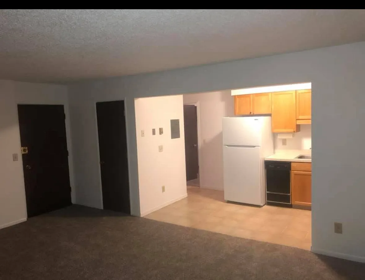 1 bed, 600 sqft, $1,000 — Photo 1