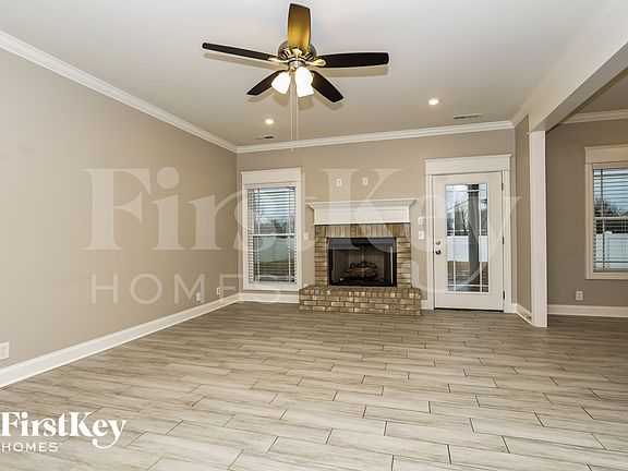 2nd image of 324 Rockcastle Dr