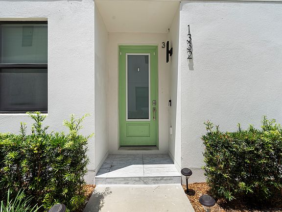 2nd image of 1332 W Gray St #3