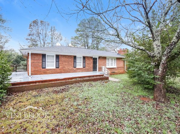 1200 Broadway Lake Rd