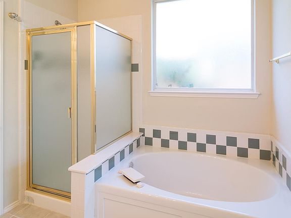 3rd image of 7013 Stone Canyon Ct