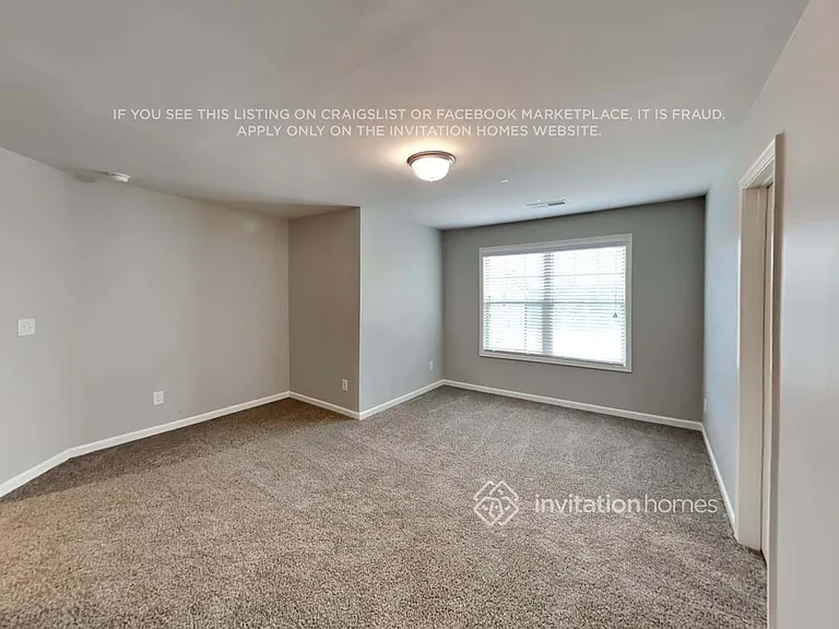 667 Wood Point Way — Photo 12