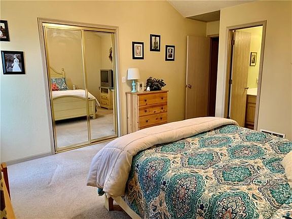 4th image of 505 NE 1st St APT C