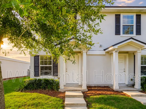 8419 McGirts Village Ln, Jacksonville, FL 32210