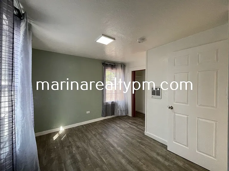 426 Springs Rd — Photo 14