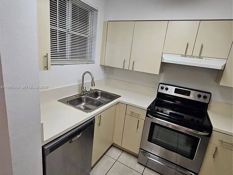 14951 SW 82nd Ln #17-504 — Photo 4