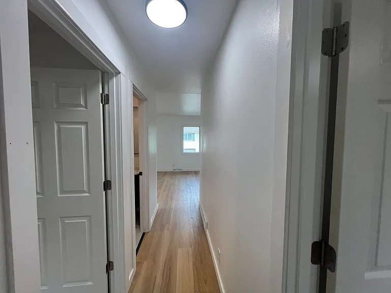 724-738 Ridgeland Ave — Photo 16