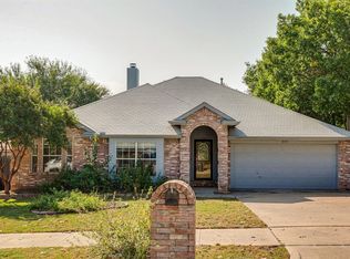 2105 Barton Springs Dr, Corinth, TX 76210