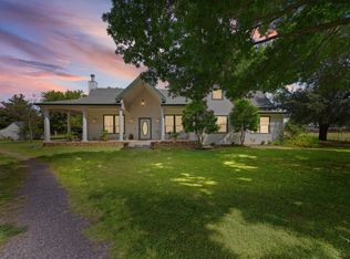 1372 Greathouse Rd, Waxahachie, TX 75167