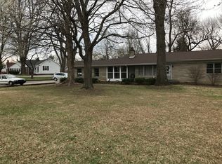 3215 Oak Hill Rd, Evansville, IN 47711