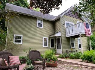 2101 Maple Rd, Grafton, WI 53024