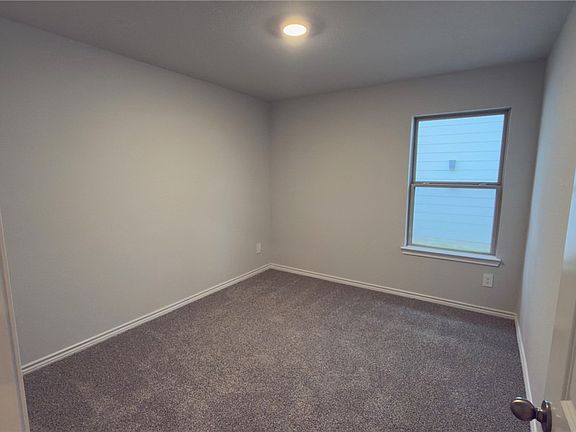 2nd image of 1206 Canton Dr