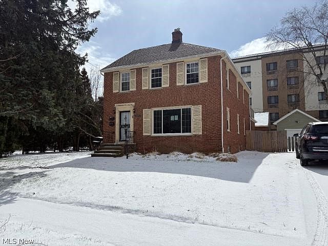 1st image of 12008 Buckingham Ave