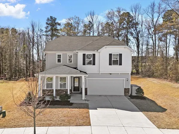 283 Summer Ranch Dr, Fuquay Varina, NC 27526