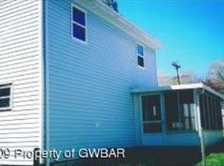 338 Lidy Rd, Dupont, PA 18641