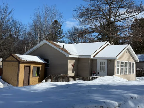 3710 Bermuda Ave, Sault Sainte Marie, MI 49783