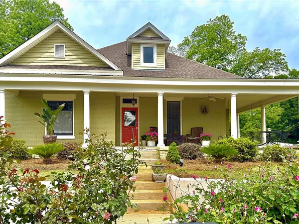 1114 3rd Ave, Opelika, AL 36801