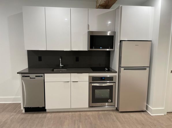 425 N Prince St FLOOR 2