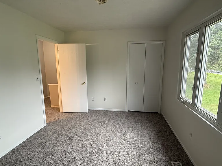 3963 Lake Vista Rd — Photo 9