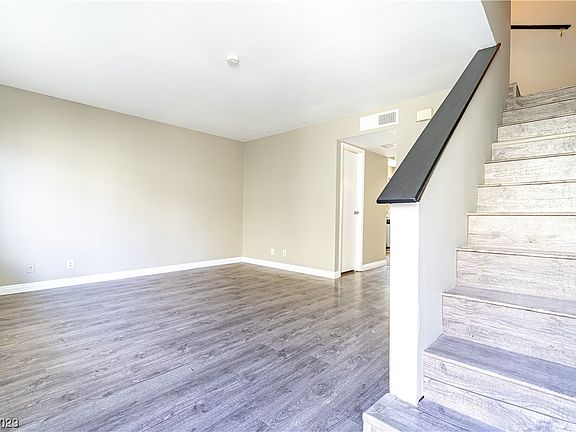 4th image of 7078 Burcot Ave #D13