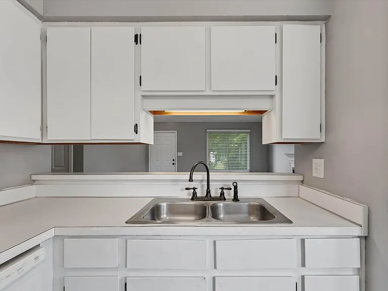 91 Grassmire Dr — Photo 14