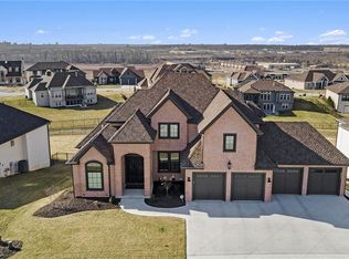 2171 NW Palisades Dr, Riverside, MO 64150