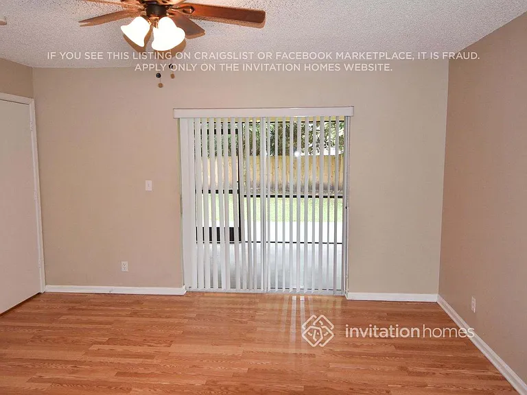 2634 Yarmouth Dr — Photo 10