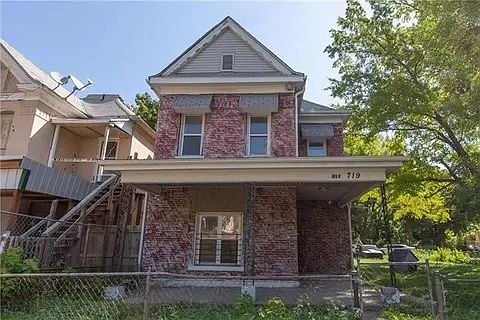1st image of 719 Indiana Ave