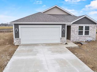 811 Pleasant Hill Pl, Fort Wayne, IN 46818