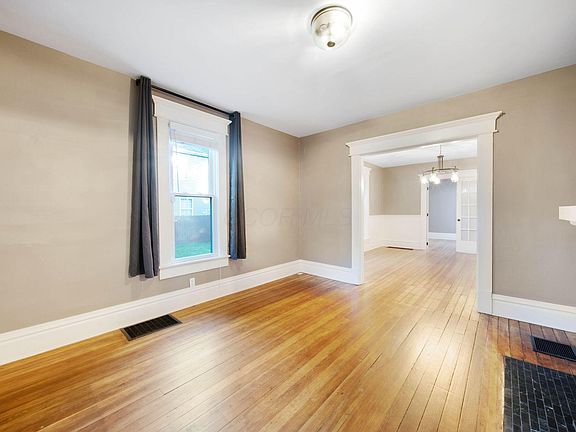 4th image of 1612 Aberdeen Ave