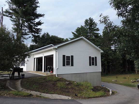 5th image of 262 Daniel Webster Highway