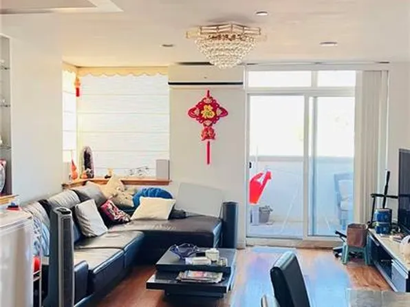 1144 66th St APT 108, Brooklyn, NY 11219
