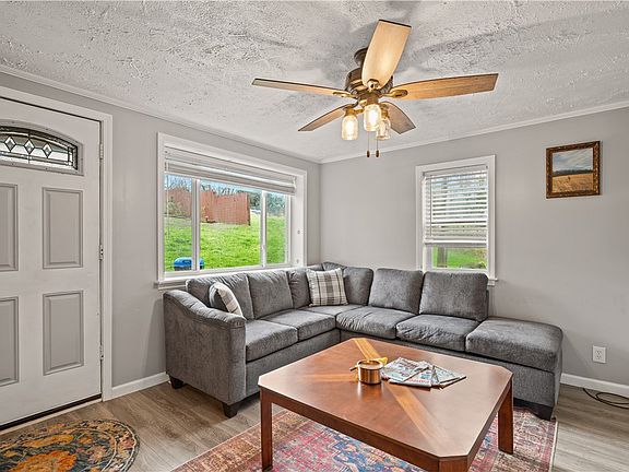 4th image of 356 Stewarton Rd