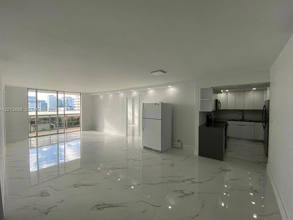 1st image of 6039 Collins Ave APT 1033