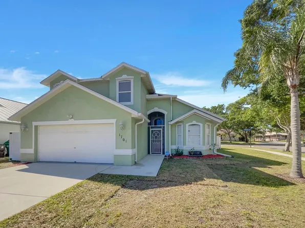 1701 Primrose Court, Port St Lucie, FL 34952