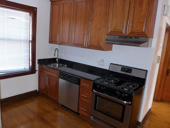 2nd image of 4345 N Keeler Ave APT 2E