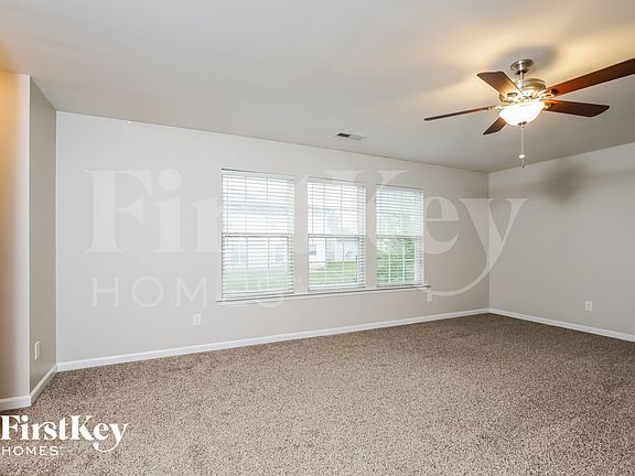 2nd image of 477 Shady Grove Ct