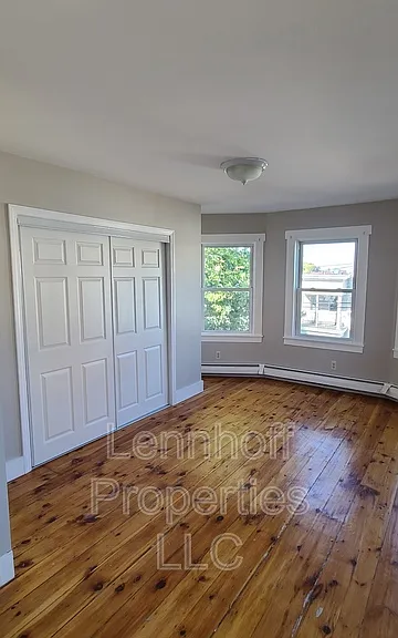 130 S Elm St #2 — Photo 5