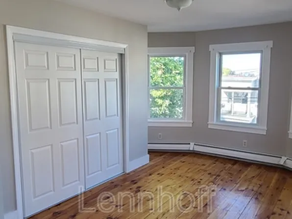 130 S Elm St #2, Haverhill, MA 01835
