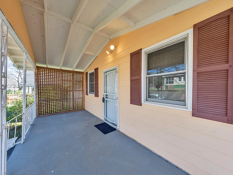 1776 Spring Ave — Photo 4