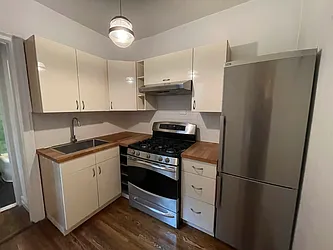 Rented by Century 21 Premier 