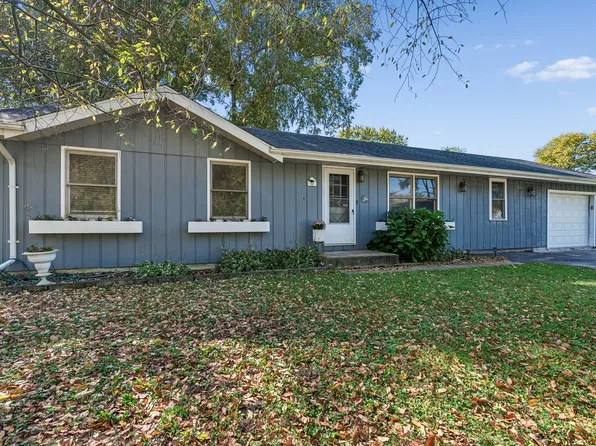 805 East Blvd, McHenry, IL 60051