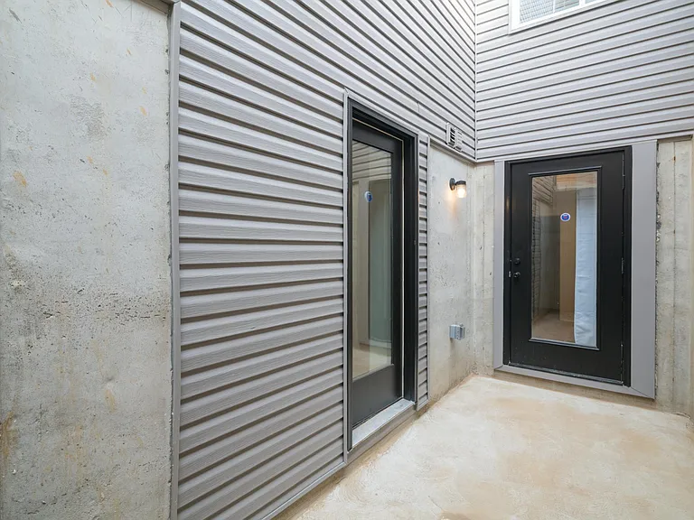 2602 W Oxford St #1 — Photo 26